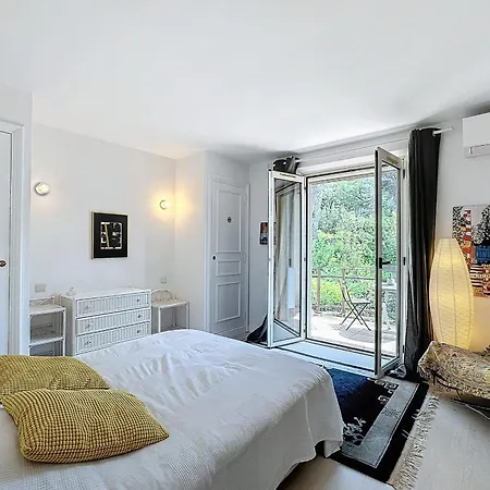 Σπίτι διακοπών House 95m In A Quiet Area In
