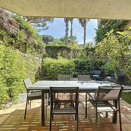 Σπίτι διακοπών House 95m In A Quiet Area In